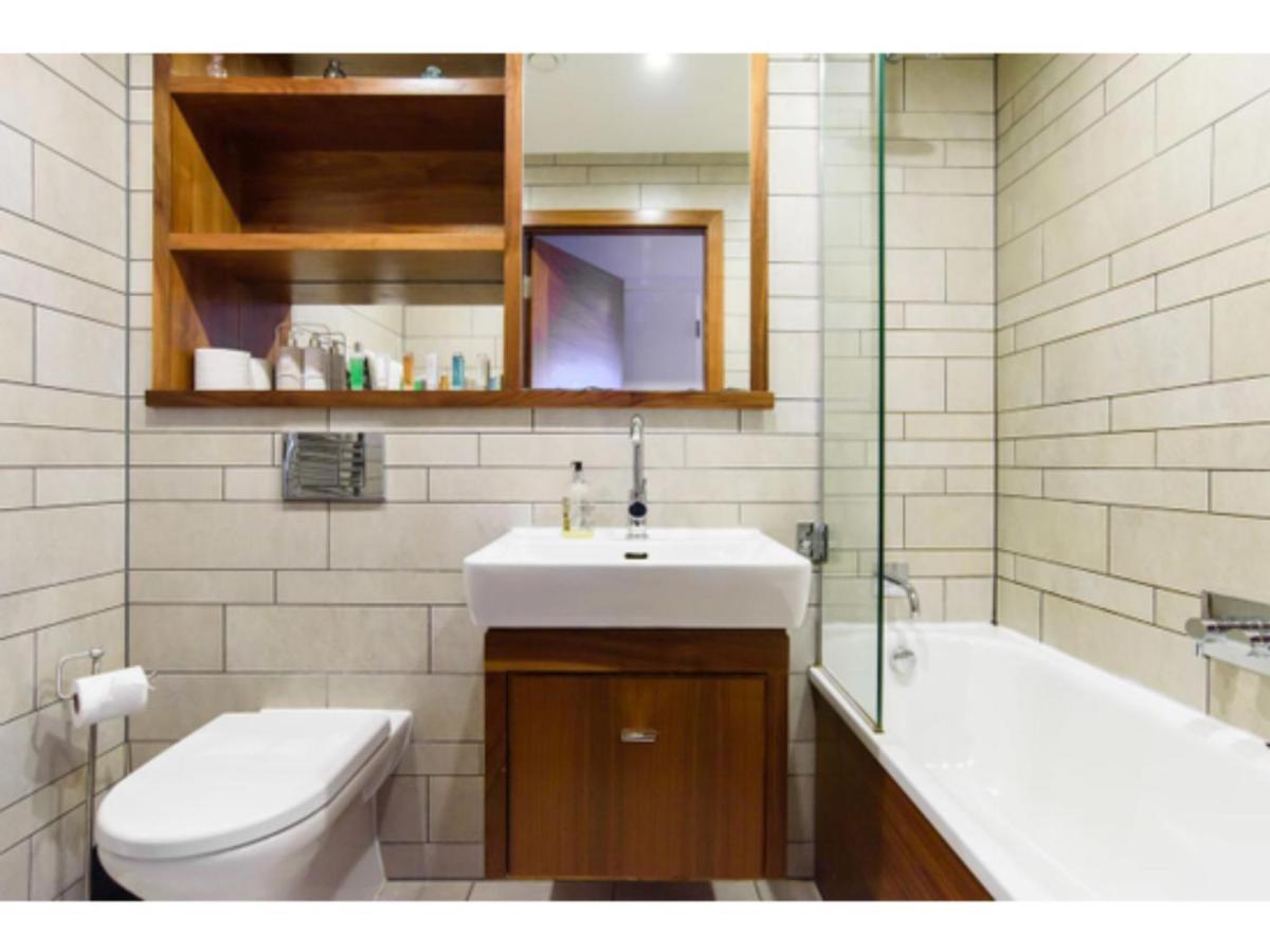 The Most Central Apartment In คาร์ดิฟฟ์ ภายนอก รูปภาพ